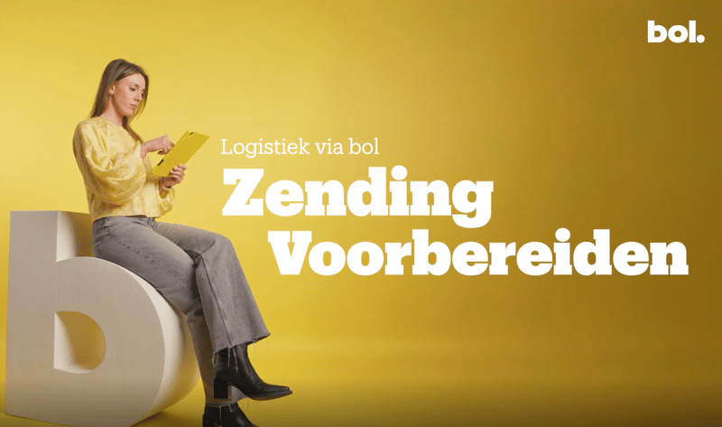 Charlotte ter Laak, presentator van deze video, zit op een grote b.
