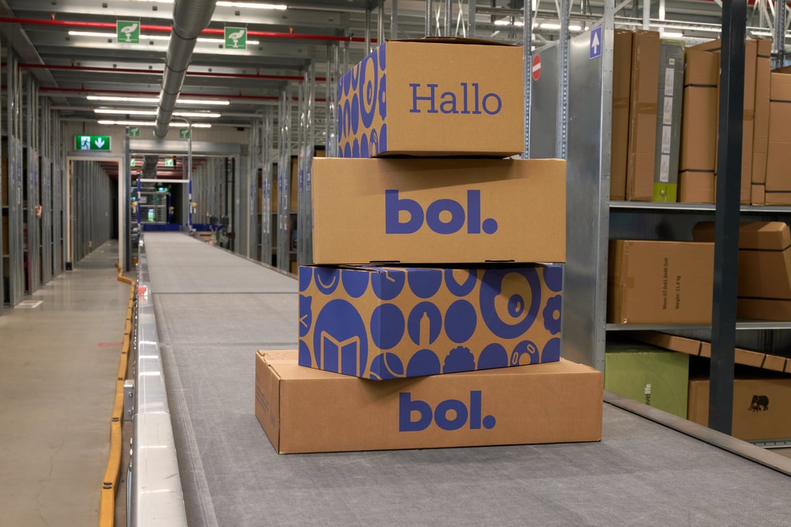 Pile de cartons.