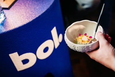 Eten bij bol statafel