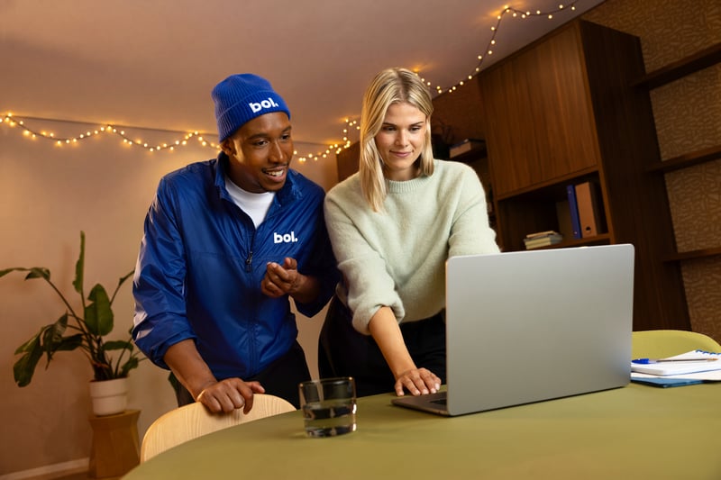 feestdagen-kantoor-partner-trainer-laptop-adverteren