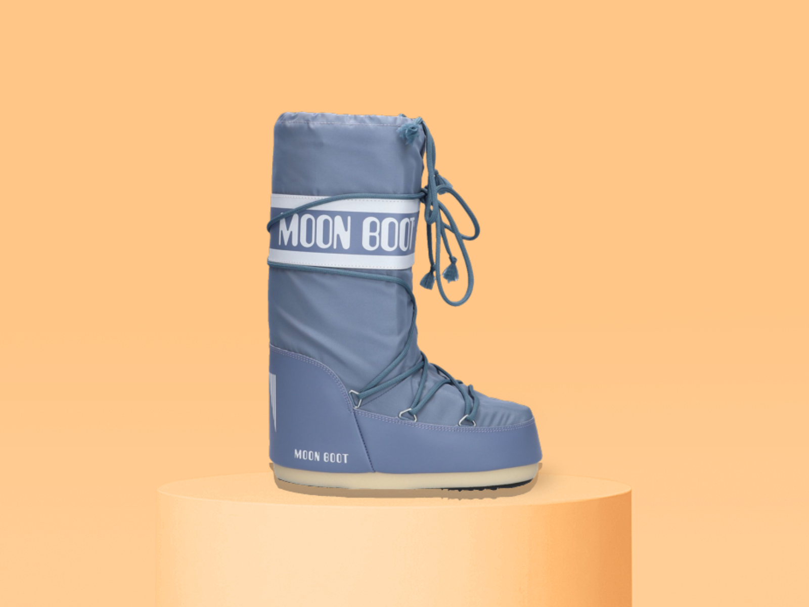 editorial snowboots.png
