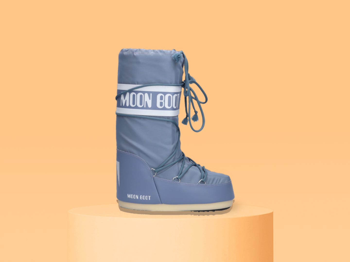editorial snowboots.png