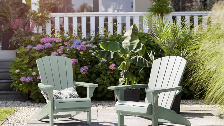 Tuinstoelen.jpg Tuinstoelen.jpg