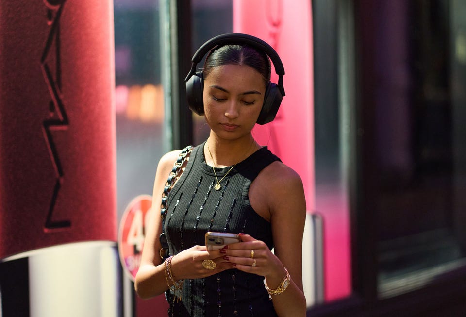 Sony XM5 koptelefoon.jpeg