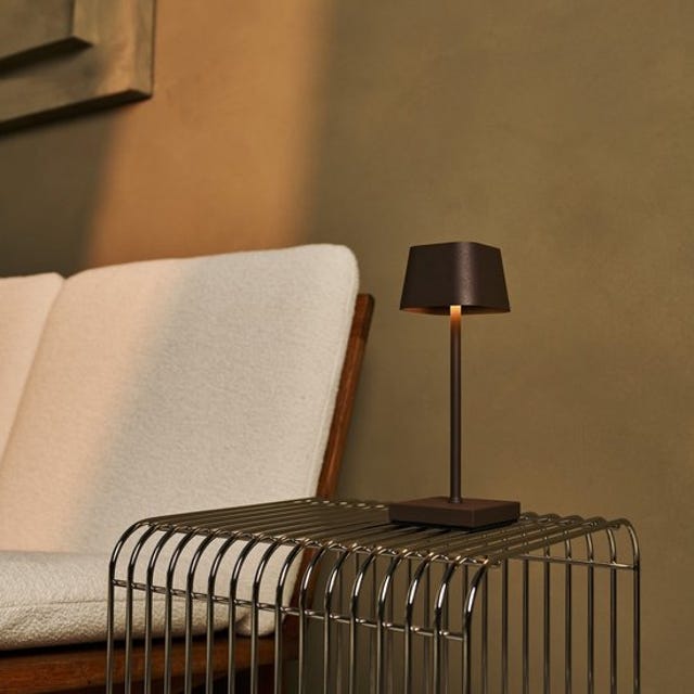 dekleurvannu.jpg dekleurvannu.jpg