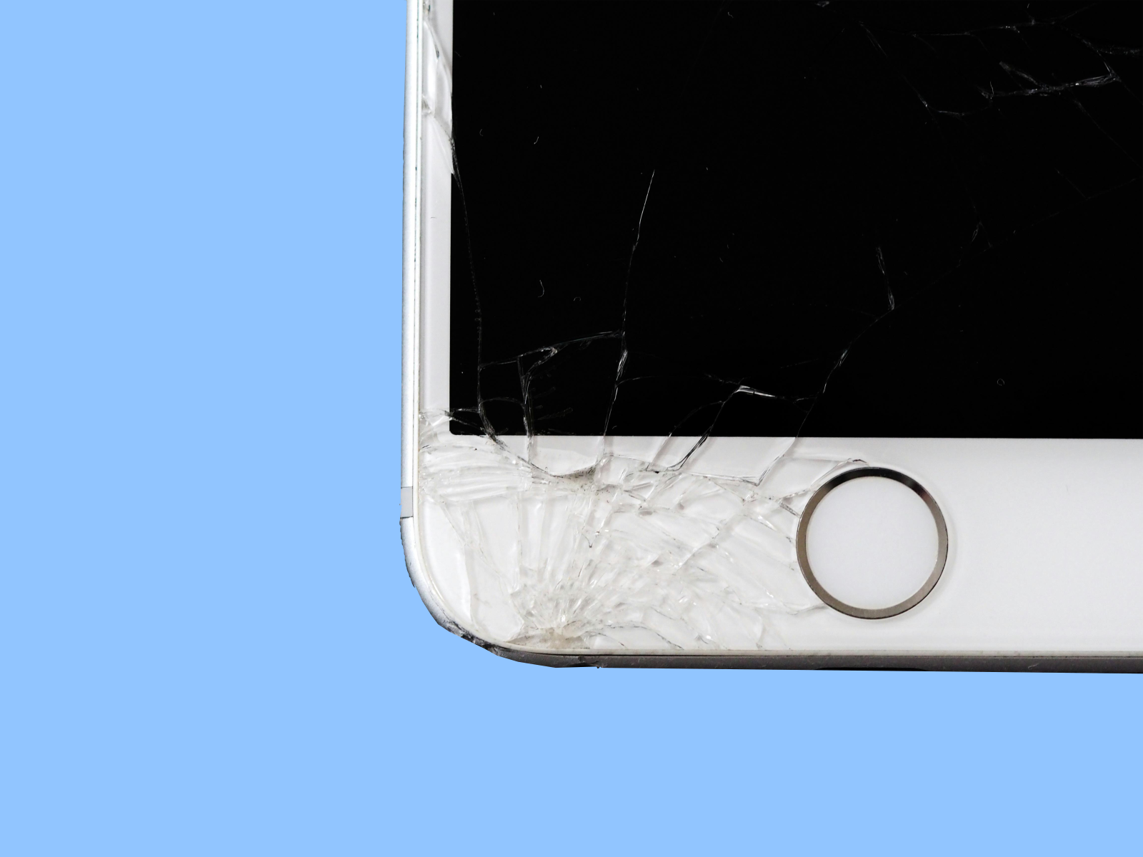 Brokeniphone.png